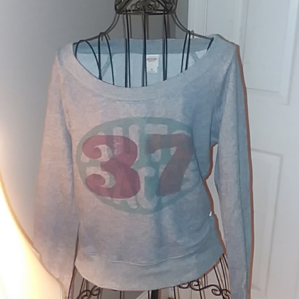 🧚‍♀️3/$15 Sweatshirt, gray